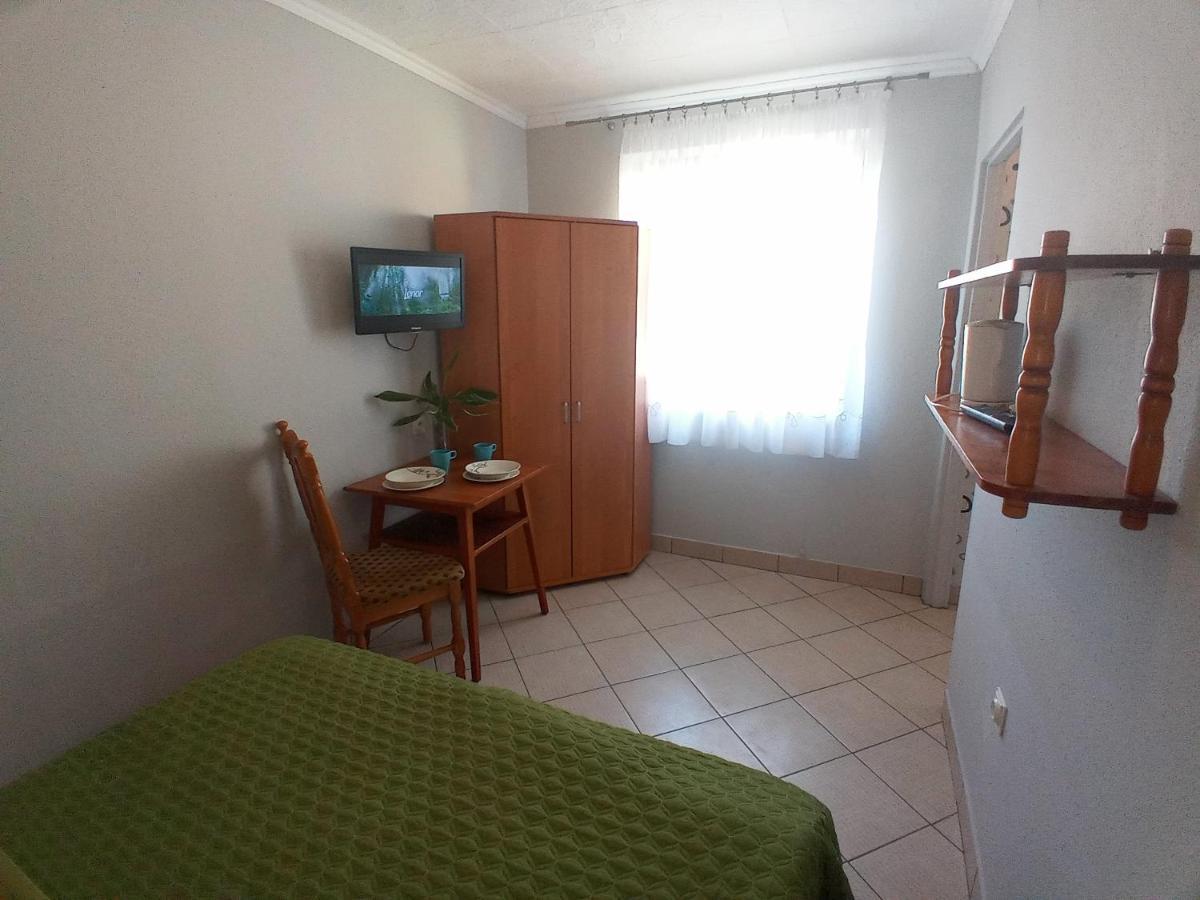 Pokoje Goscinne Akacja Resko Dźwirzyno Exterior foto