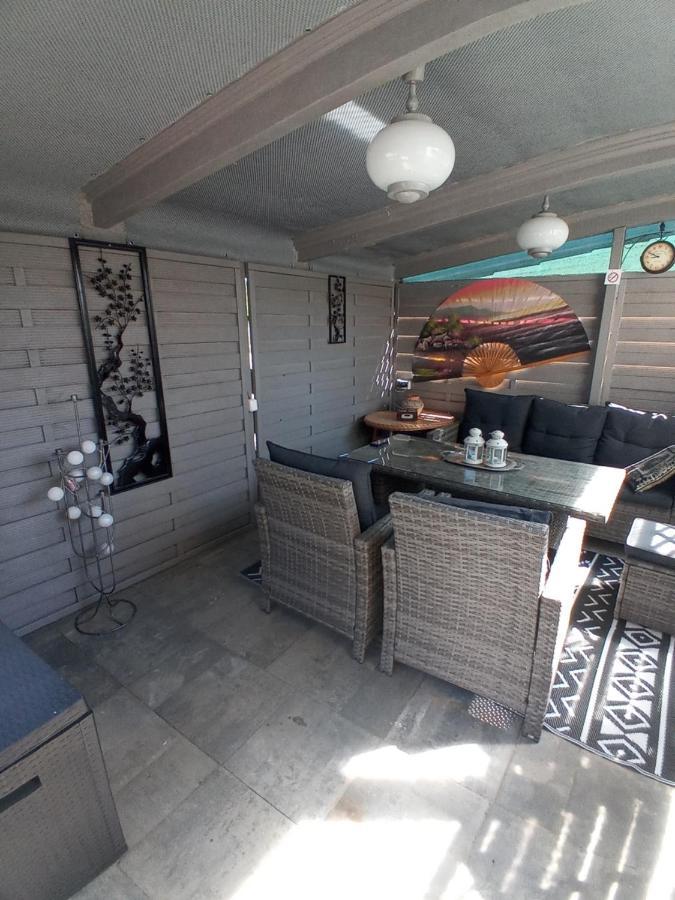 Pokoje Goscinne Akacja Resko Dźwirzyno Exterior foto